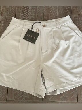 Le Lis Cream High-Rise Tailored Bermudas